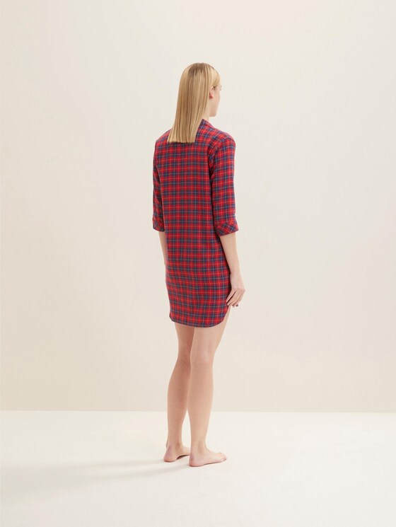 Nightgown in a checked pattern 