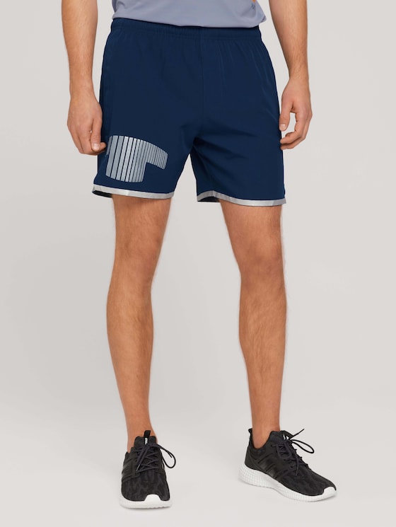 Functional shorts with a logo print