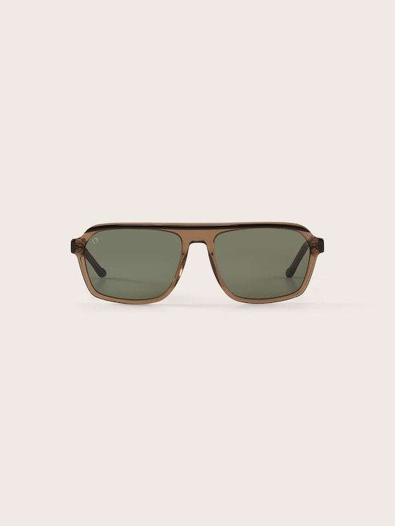 Sunglasses with rounded corners