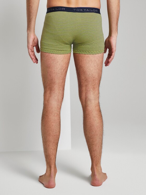 Gestreifte Hip-Pants mit Logo-Stickerei am Bund - Männer - yellow-light-stripes Gestreifte Hip-Pants mit Logo-Stickerei am Bund - Männer - yellow-light-stripes - 2 - TOM TAILOR