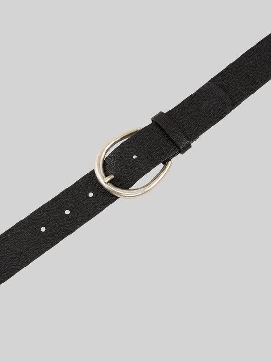 TTIVY leather belt with rounded pin buckle in black by Tom Tailor