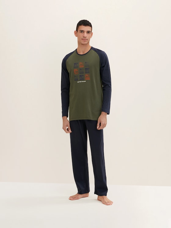Pyjama with logo print