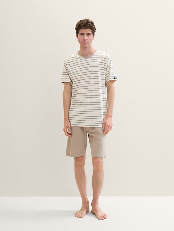 Cotton Bermuda shorts in a melange look by Men, grey-medium-melange