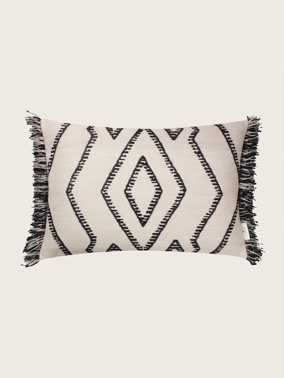 cushion cover with fringes