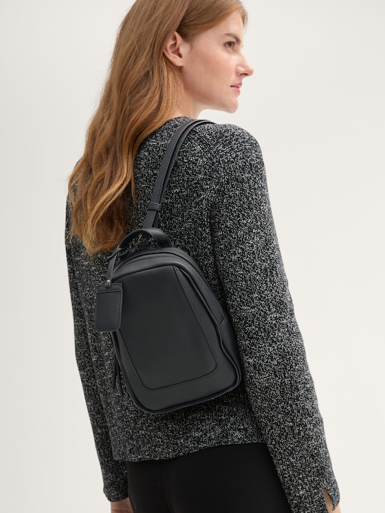 TTADELA Rucksack mit Anhänger von Women, schwarz / black