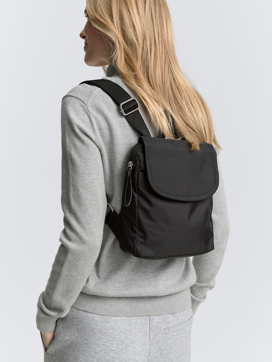 TTSANSA M city rucksack with flap by Women, schwarz / black