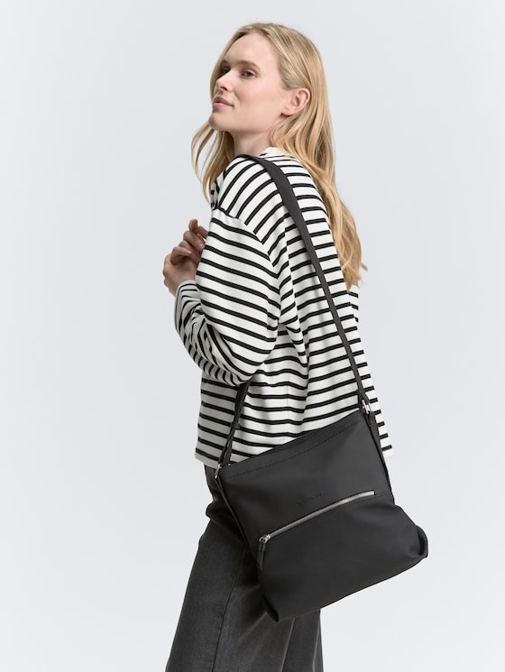 TTERIN M Umhängetasche aus Lederimitat von Women, schwarz / black