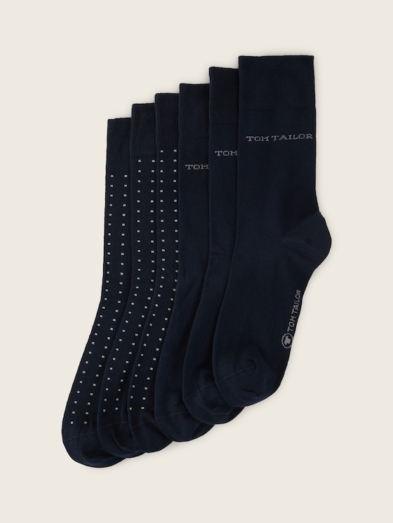 Basic socks in a pack of six