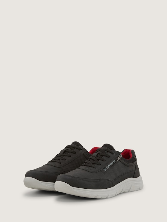 Sneaker aus strukturiertem Lederimitat von Tom Tailor