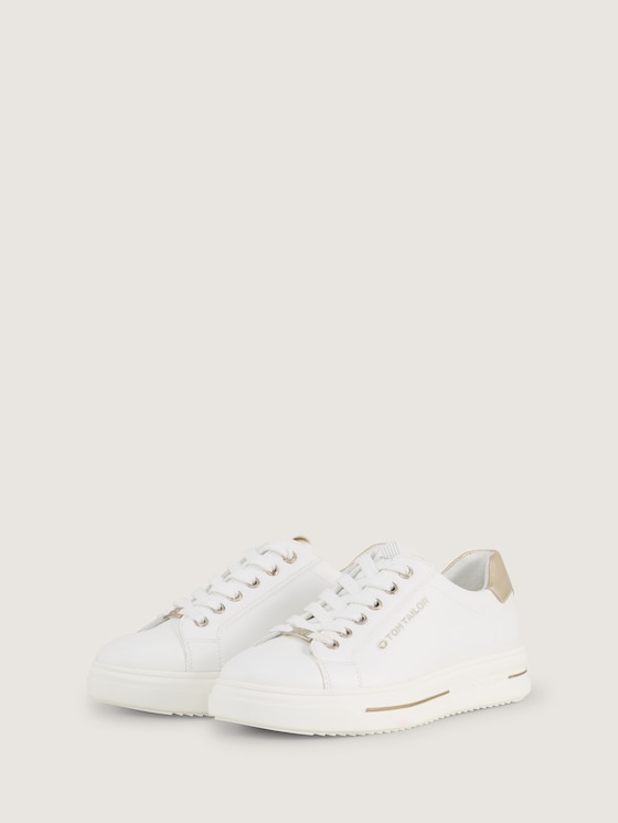 Baskets avec détails métalliques par Women, white