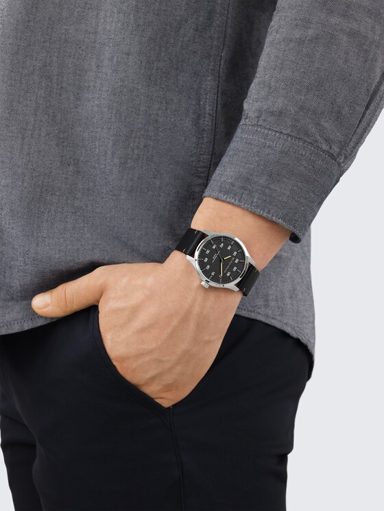 Armbanduhr silber, Ziffernblatt schwarz mit 40mm von Men, silver