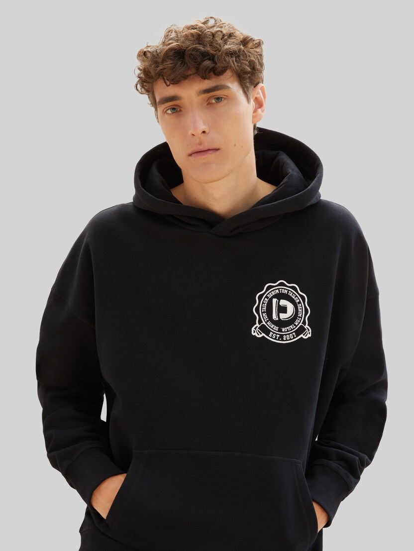 Maglietta Scollo Rotondo Casual TOM TAILOR Maglietta Con Logo Stampato, Uomo, Blu (Knitted Navy Maglietta Cotone 100% Morbida