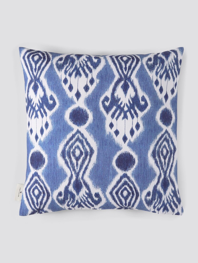 patterned cushion