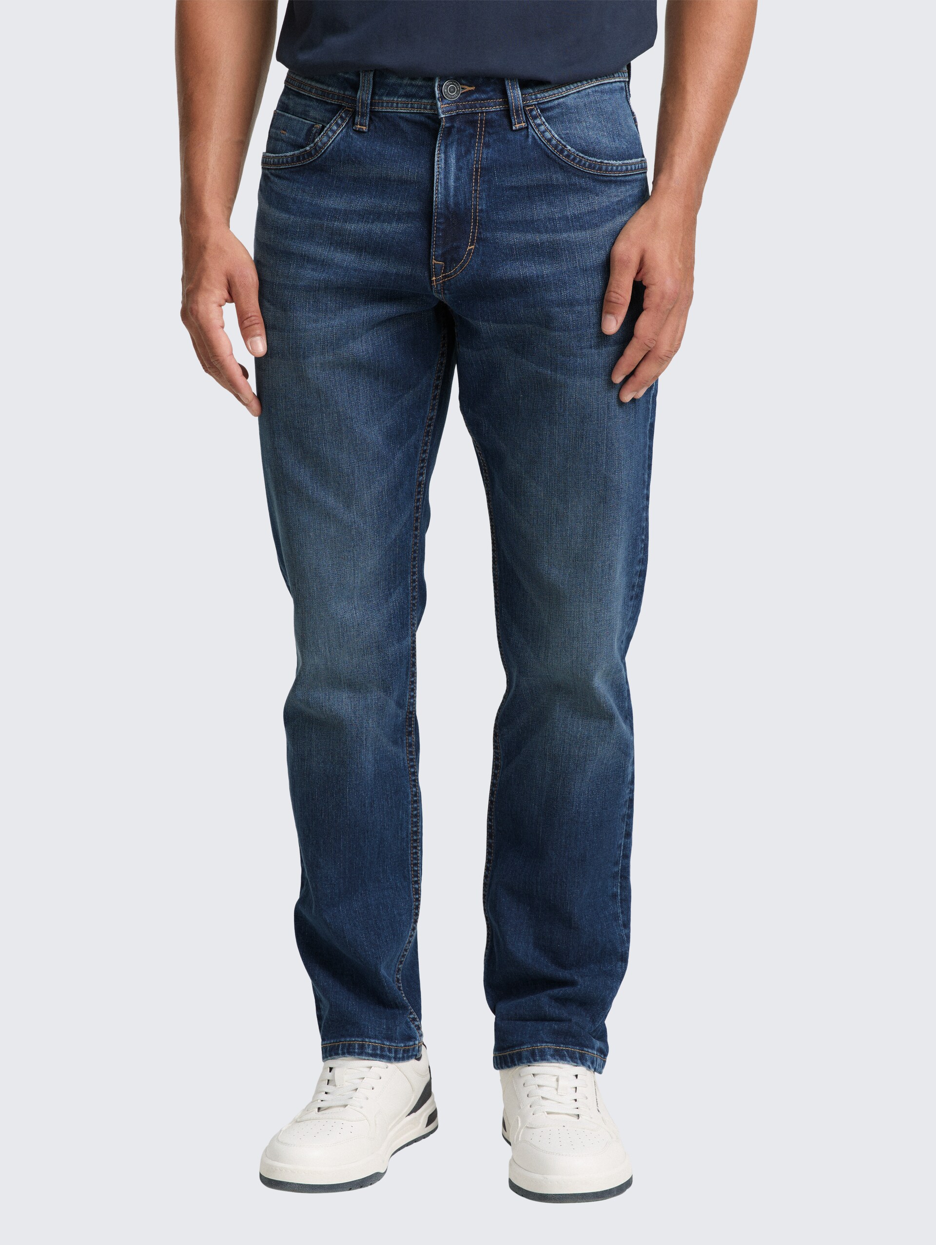 TTJOSH REGULAR SLIM Jeans - mid stone wash denim - Ausschnitt Model-Vorderansicht