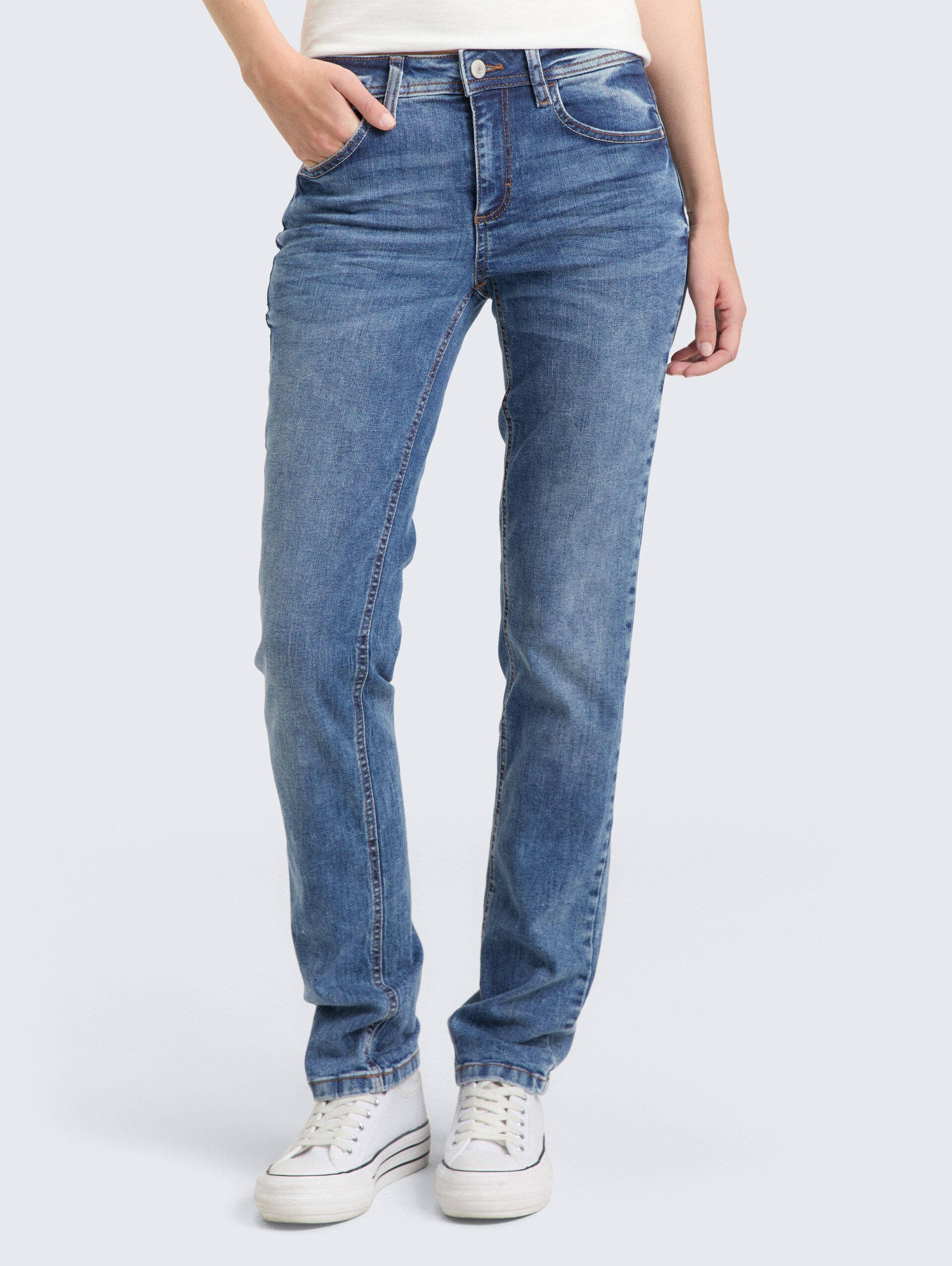 TTALEXA STRAIGHT Jeans - random bleached  blue denim - Ausschnitt Model-Vorderansicht