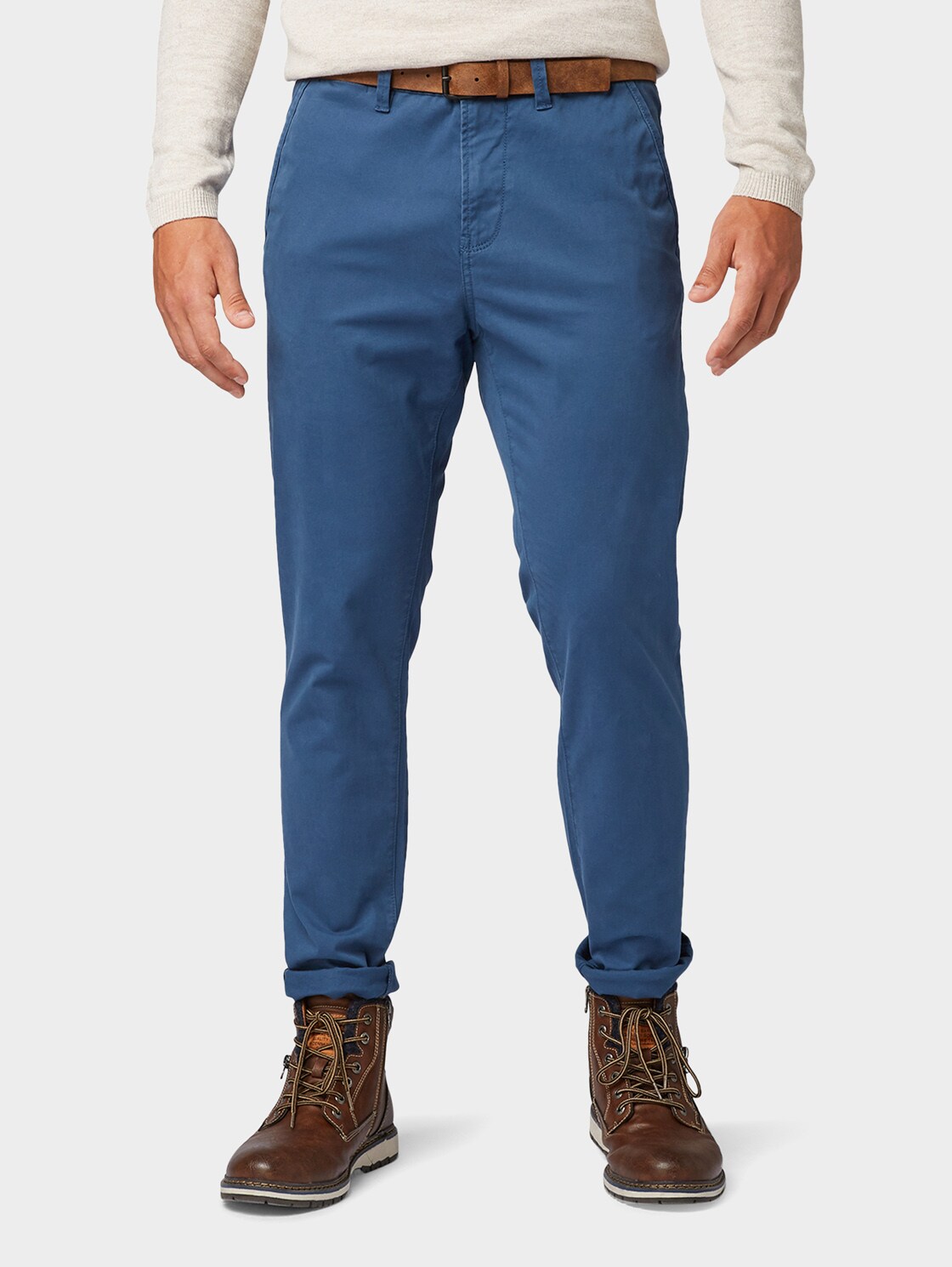Slim-fit chinos with belt - Dark Duck Blue - Model front view