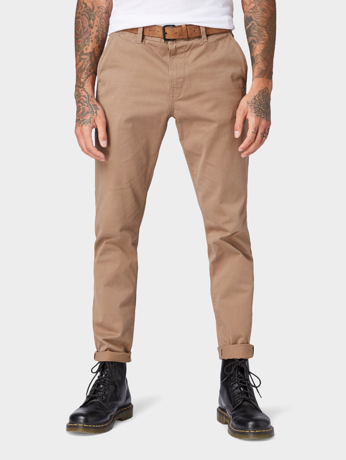 Slim-fit chinos with belt - Caribou Beige - Model front view