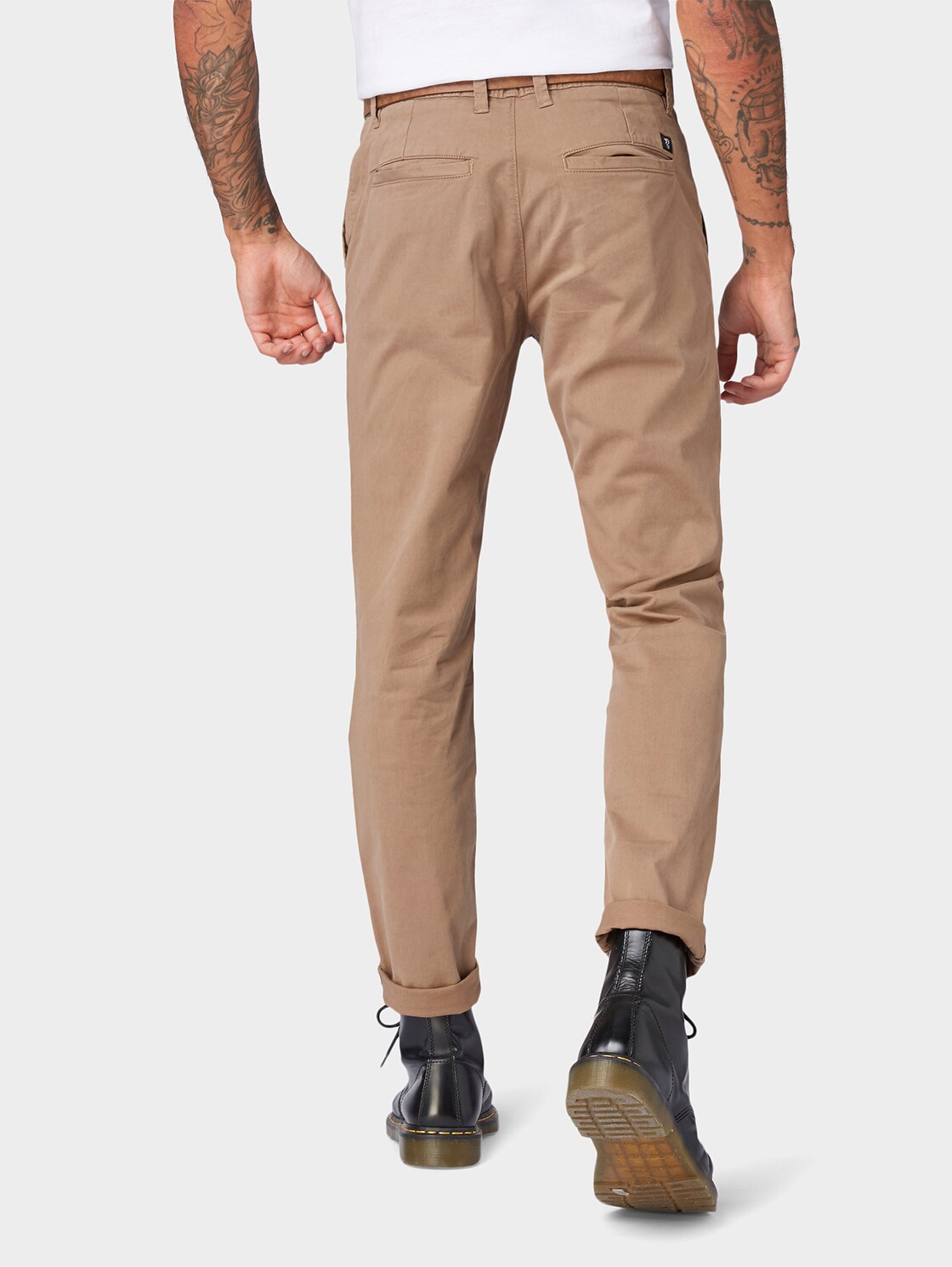 Slim-fit chinos with belt - Caribou Beige - Neckline model-back view