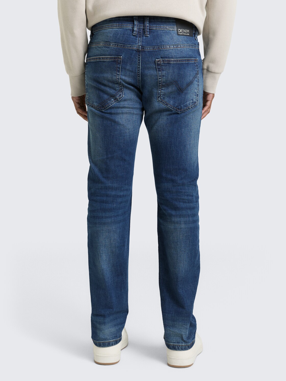 TTAEDAN STRAIGHT Jeans - mid stone wash denim - Auschnitt Model-Rückansicht