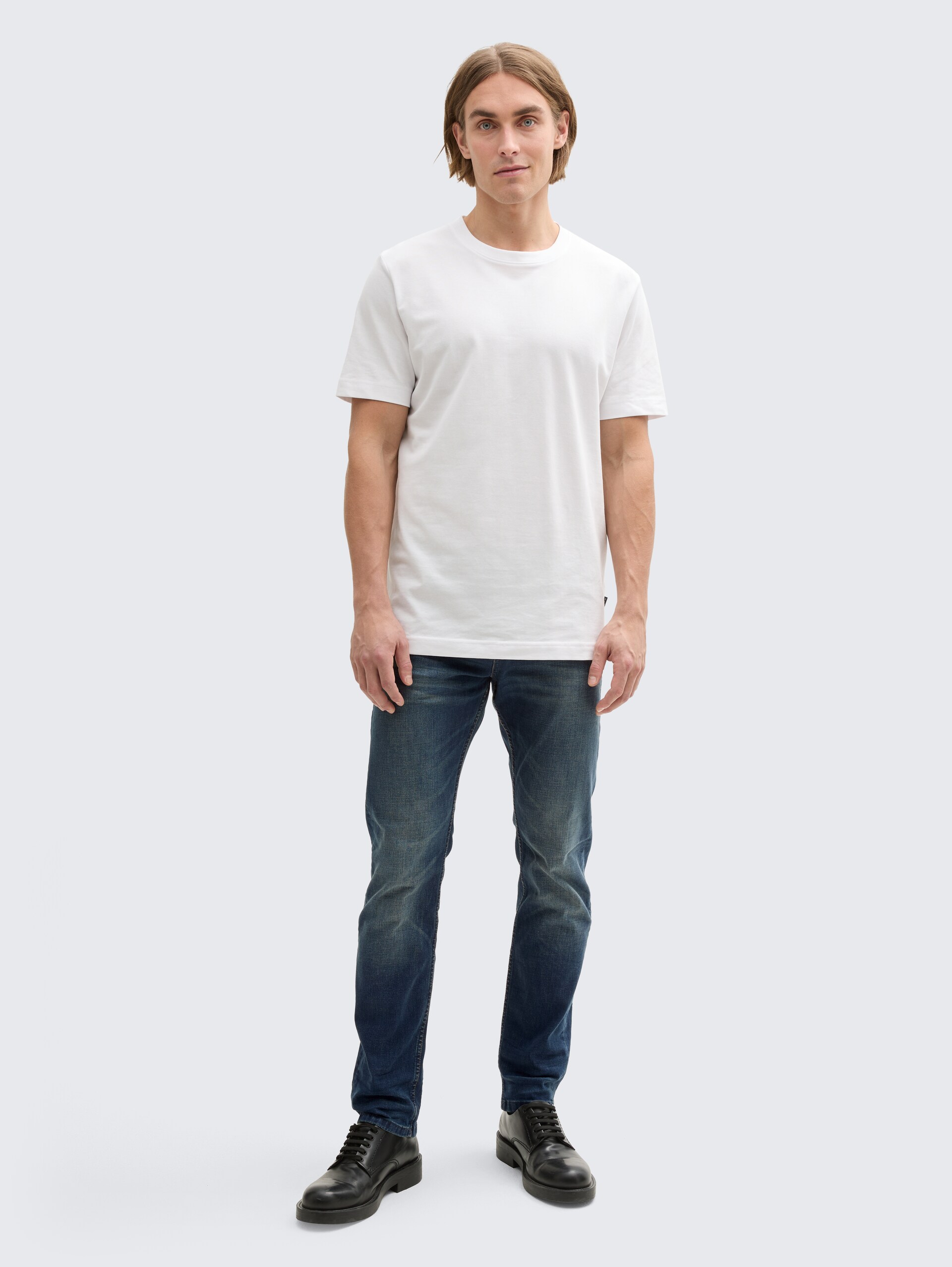 TTPIERS SLIM Jeans - dark stone wash denim - Model-Vorderansicht
