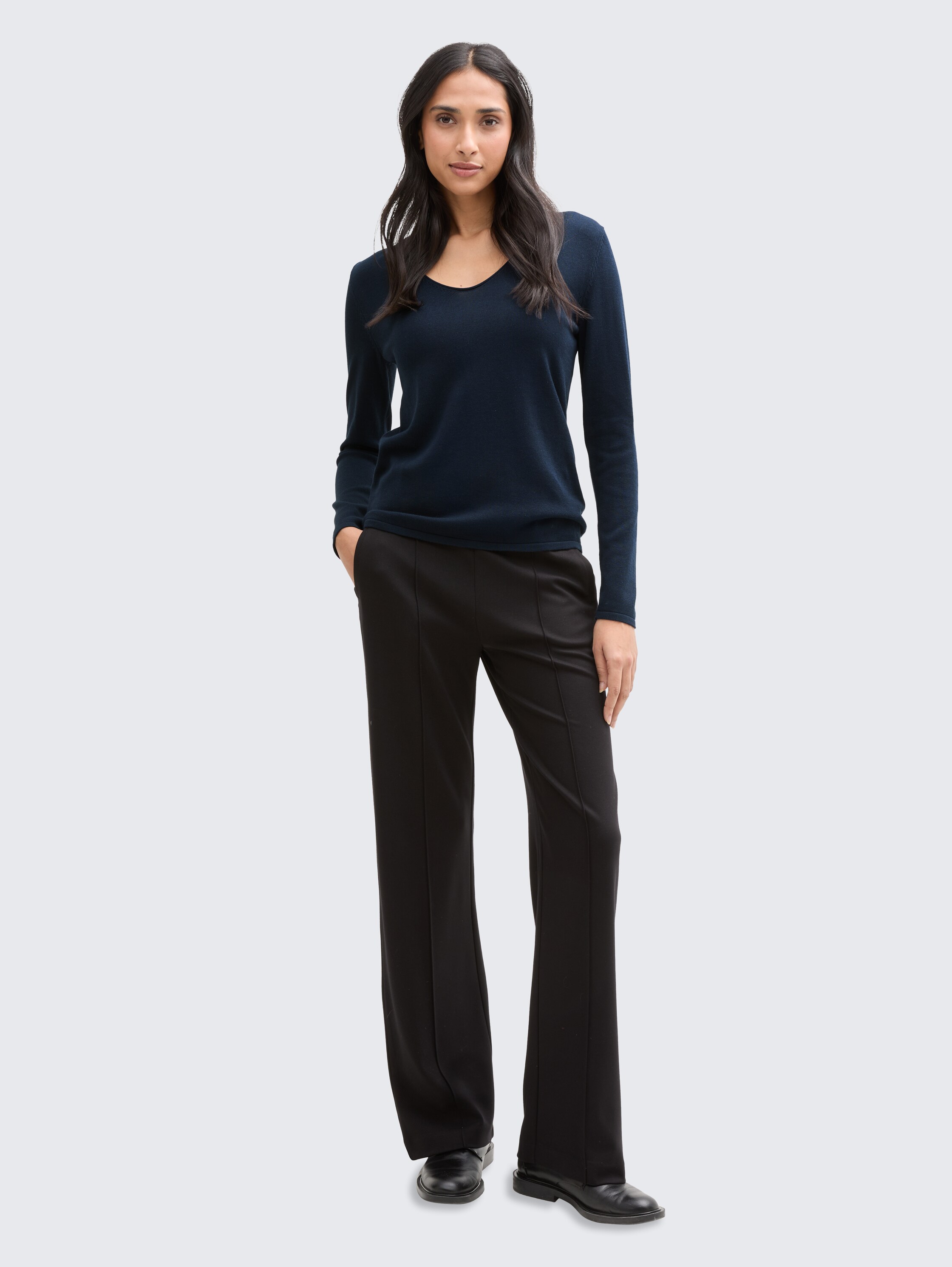 Jumper with V-neckline - sky_captain_blue_1 - 