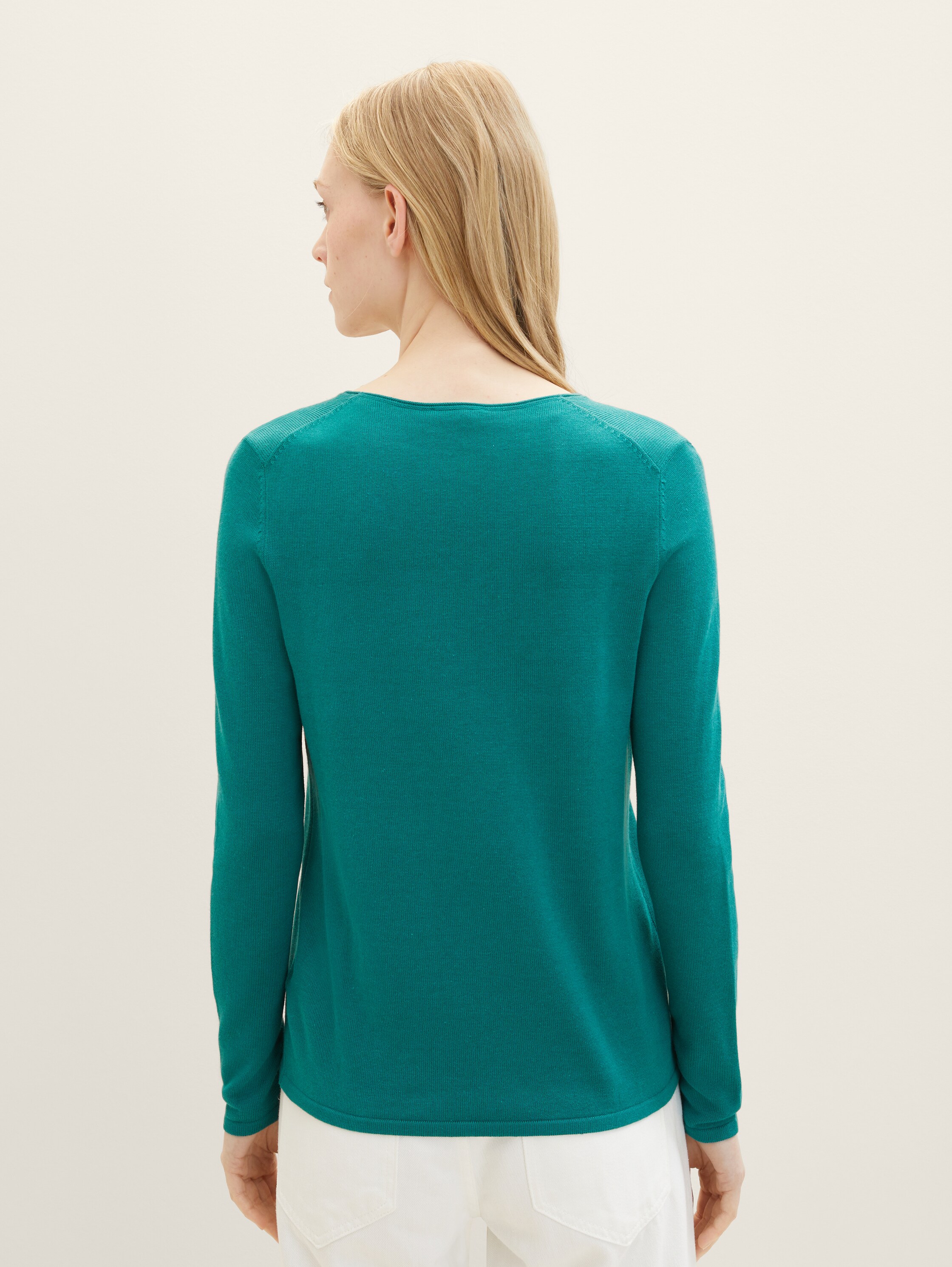 Pullover mit V-Ausschnitt - 4