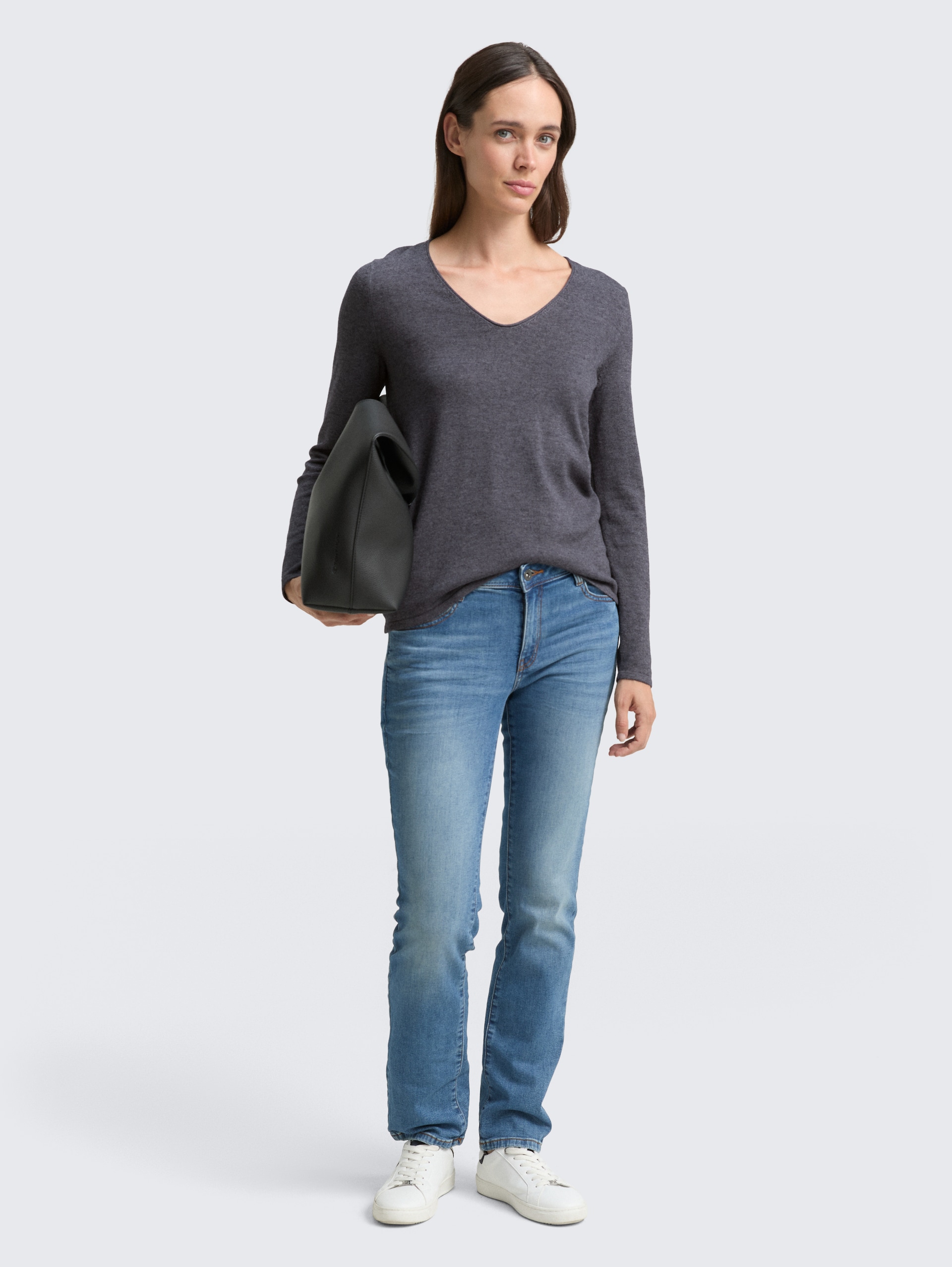 Strickpullover mit V-Ausschnitt - evident anthracite melange - Model-Vorderansicht