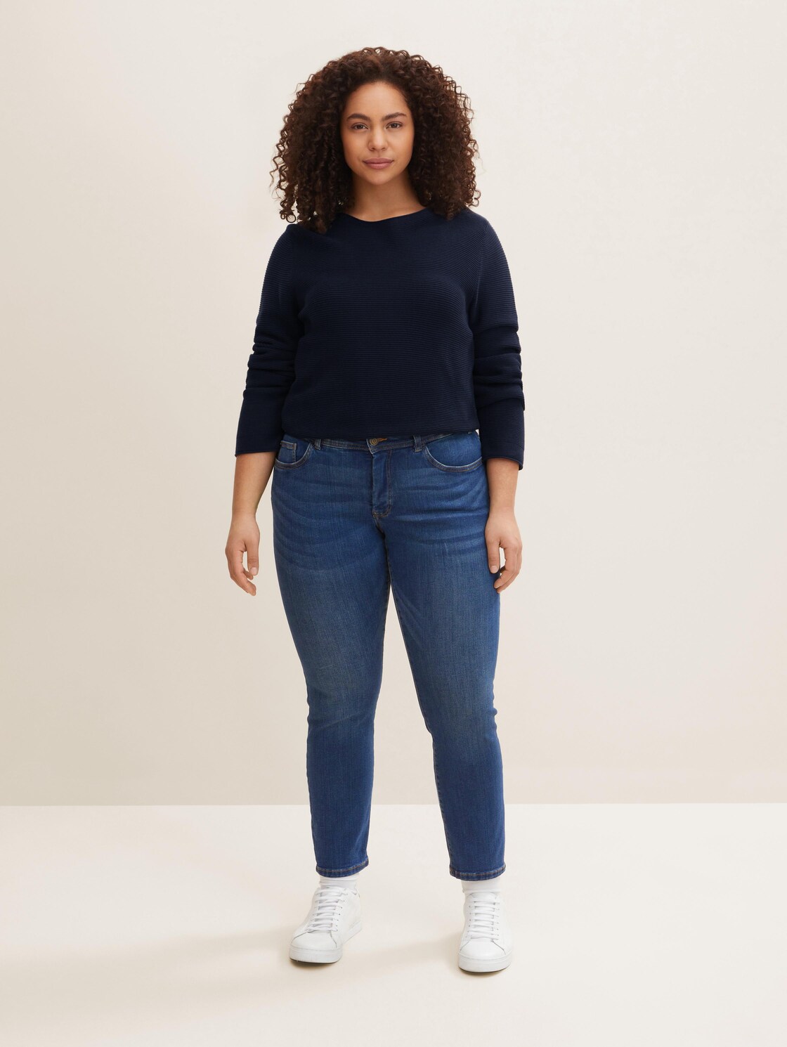 Plus Size - TTPLUS SLIM Jeans - Used Mid Stone Blue Denim - Model-Vorderansicht