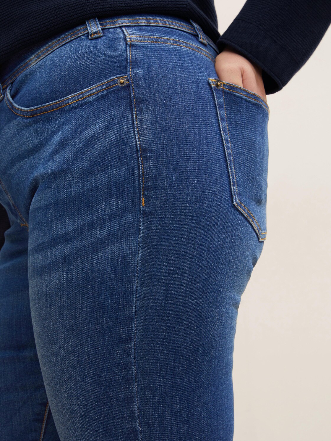 Plus Size - TTPLUS SLIM Jeans - Used Mid Stone Blue Denim - Detail-Model-Ansicht