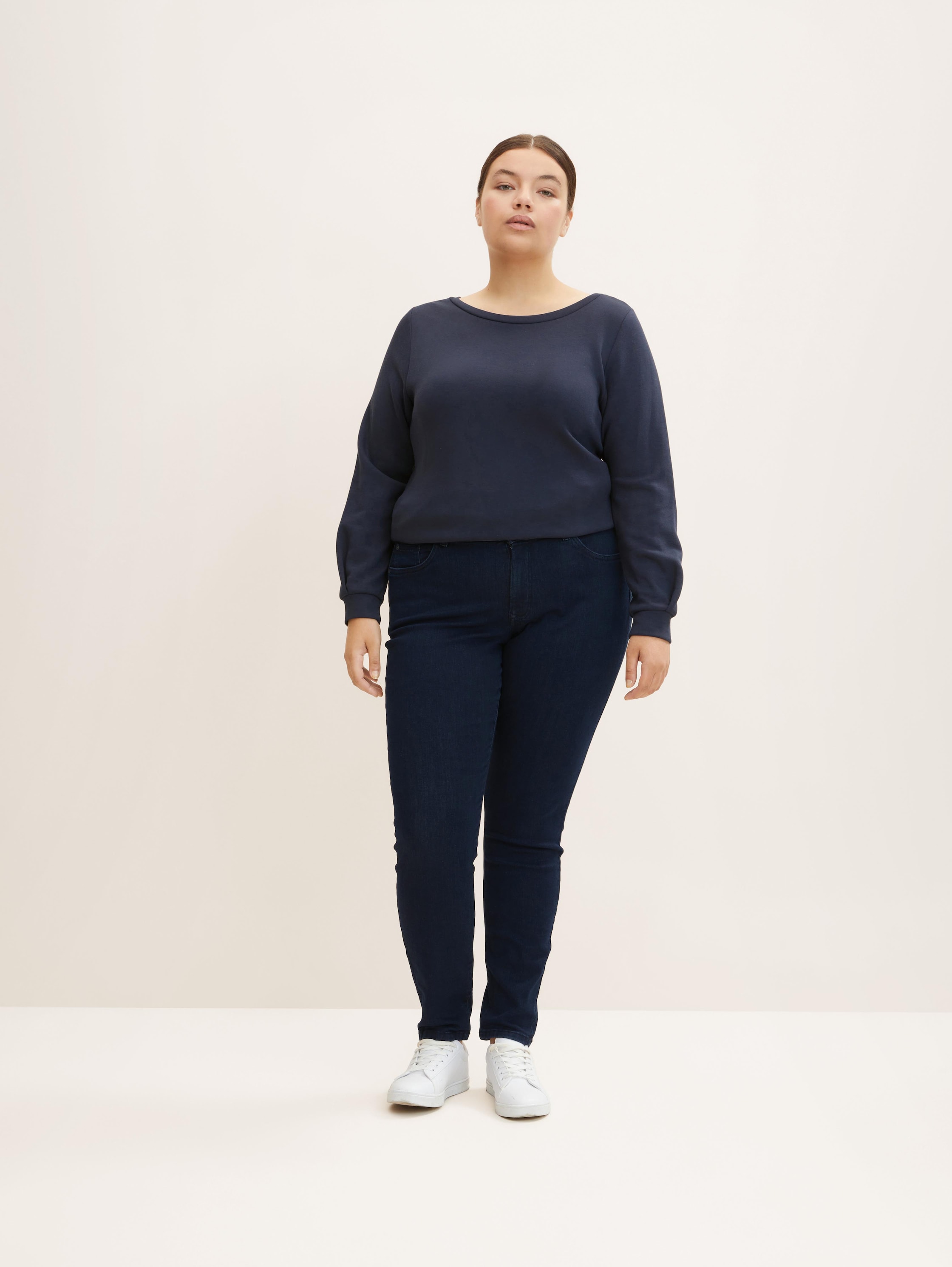 Plus Size - Skinny Jeans - dark_dye_blue_denim -