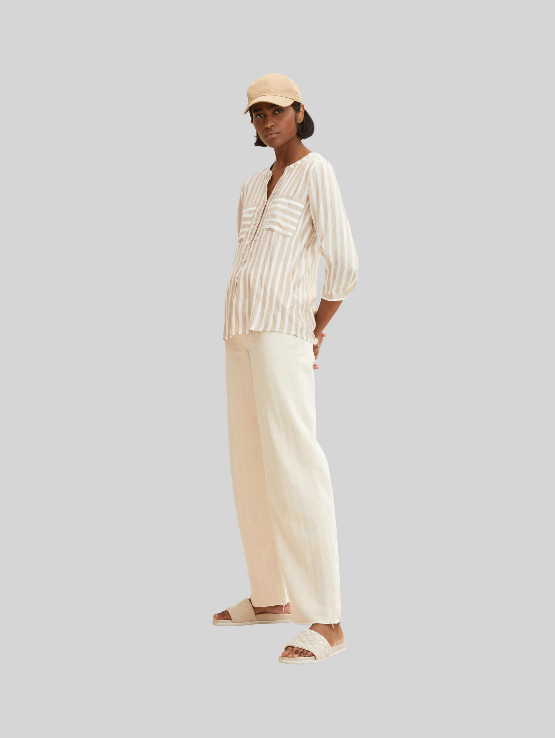 Blouse met streeppatroon - beige offwhite vertical stripe - Model vooraanzicht