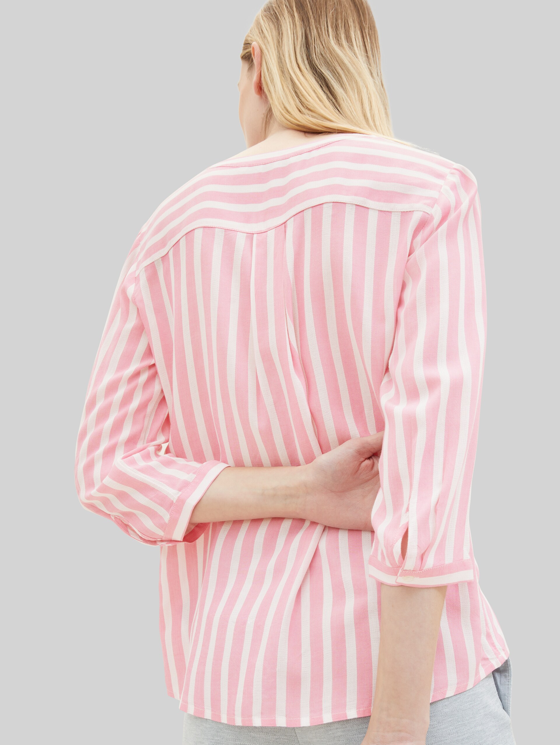 Striped blouse with LENZING(TM) ECOVERO(TM) - pink offwhite stripe - Detail model view