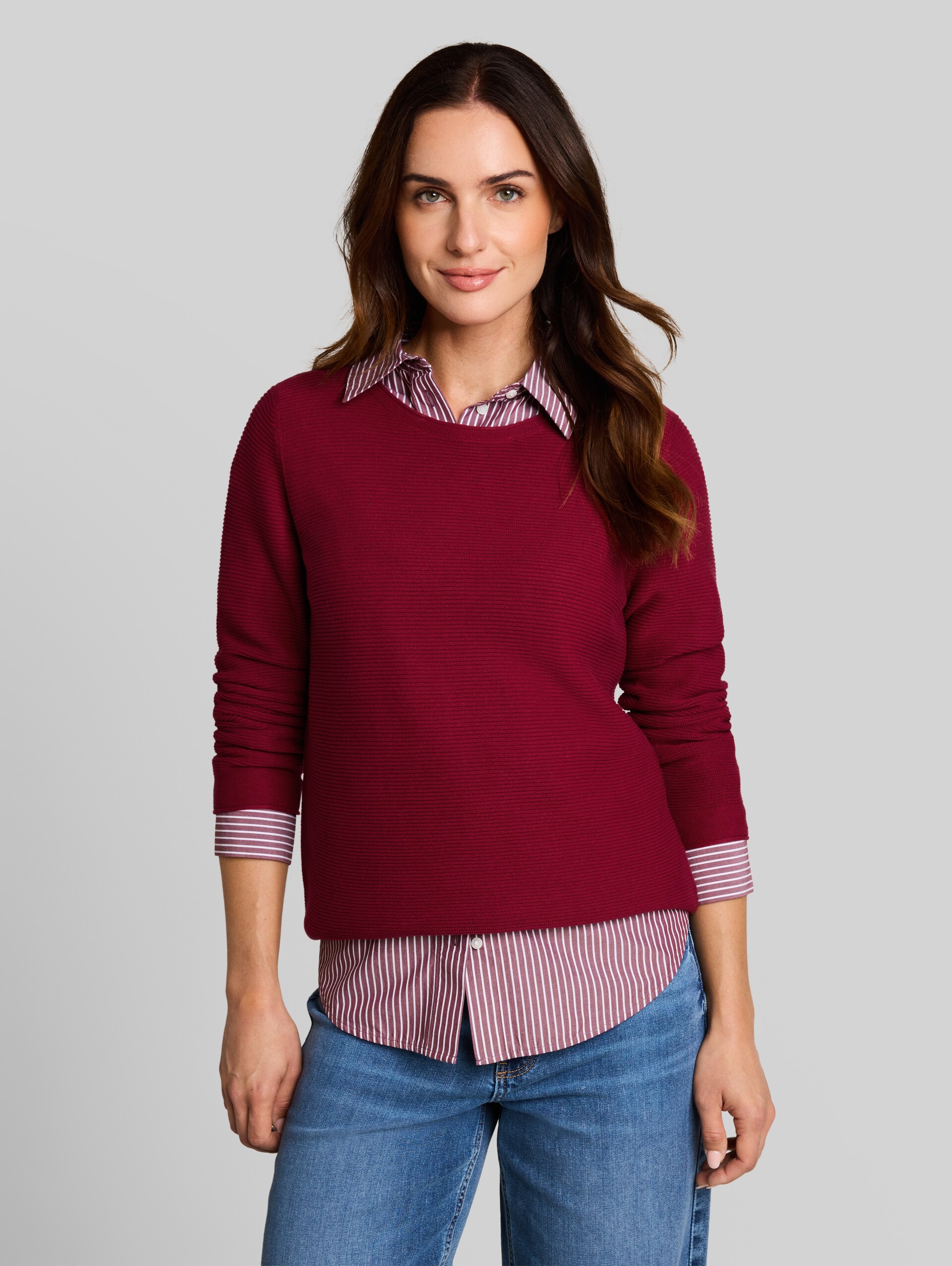 Strickpullover aus Baumwolle - Rumba Red - Ausschnitt Model-Vorderansicht
