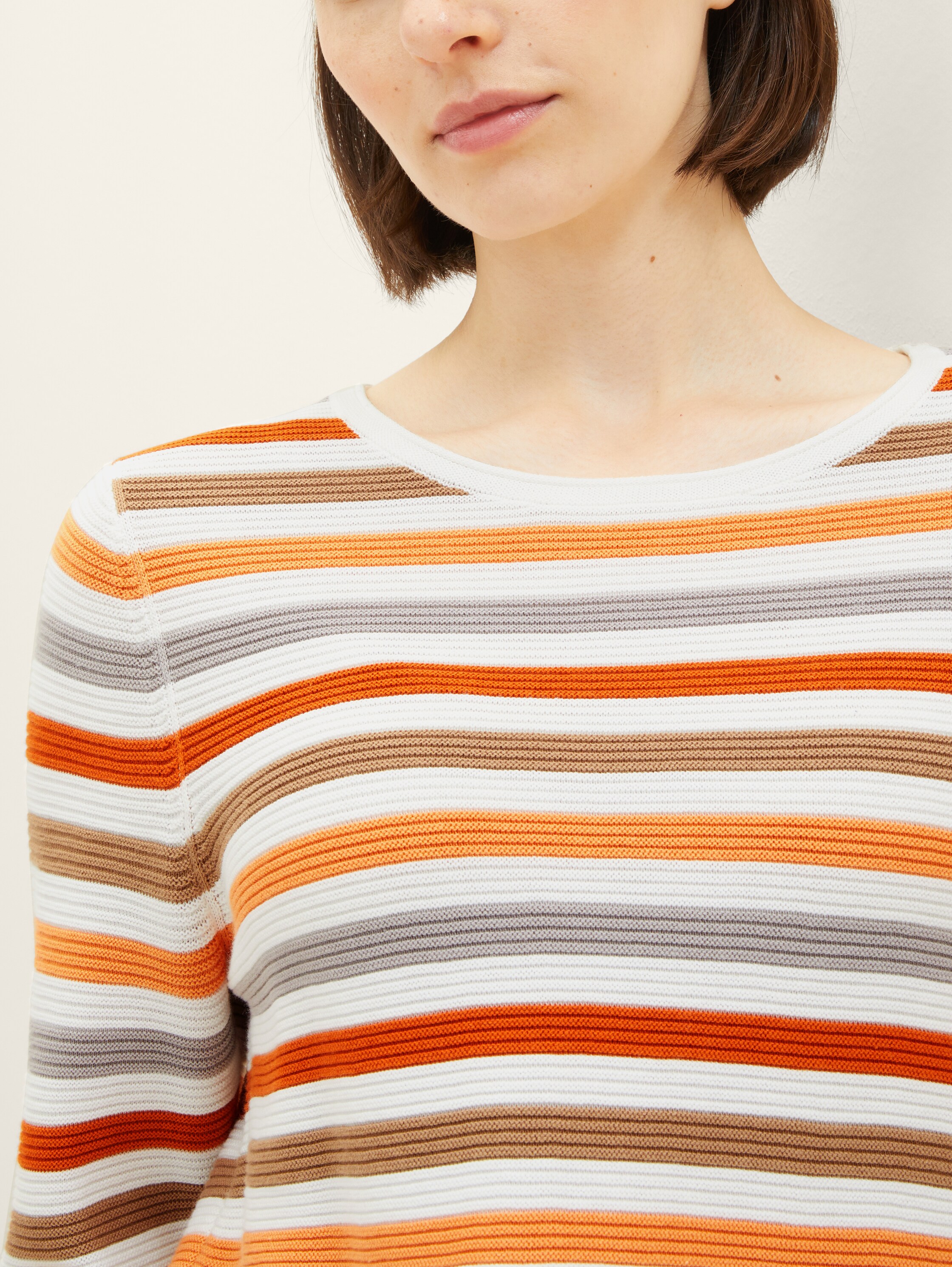 Strickpullover aus Bio-Baumwolle - orange ottoman stripe - Model-Vorderansicht