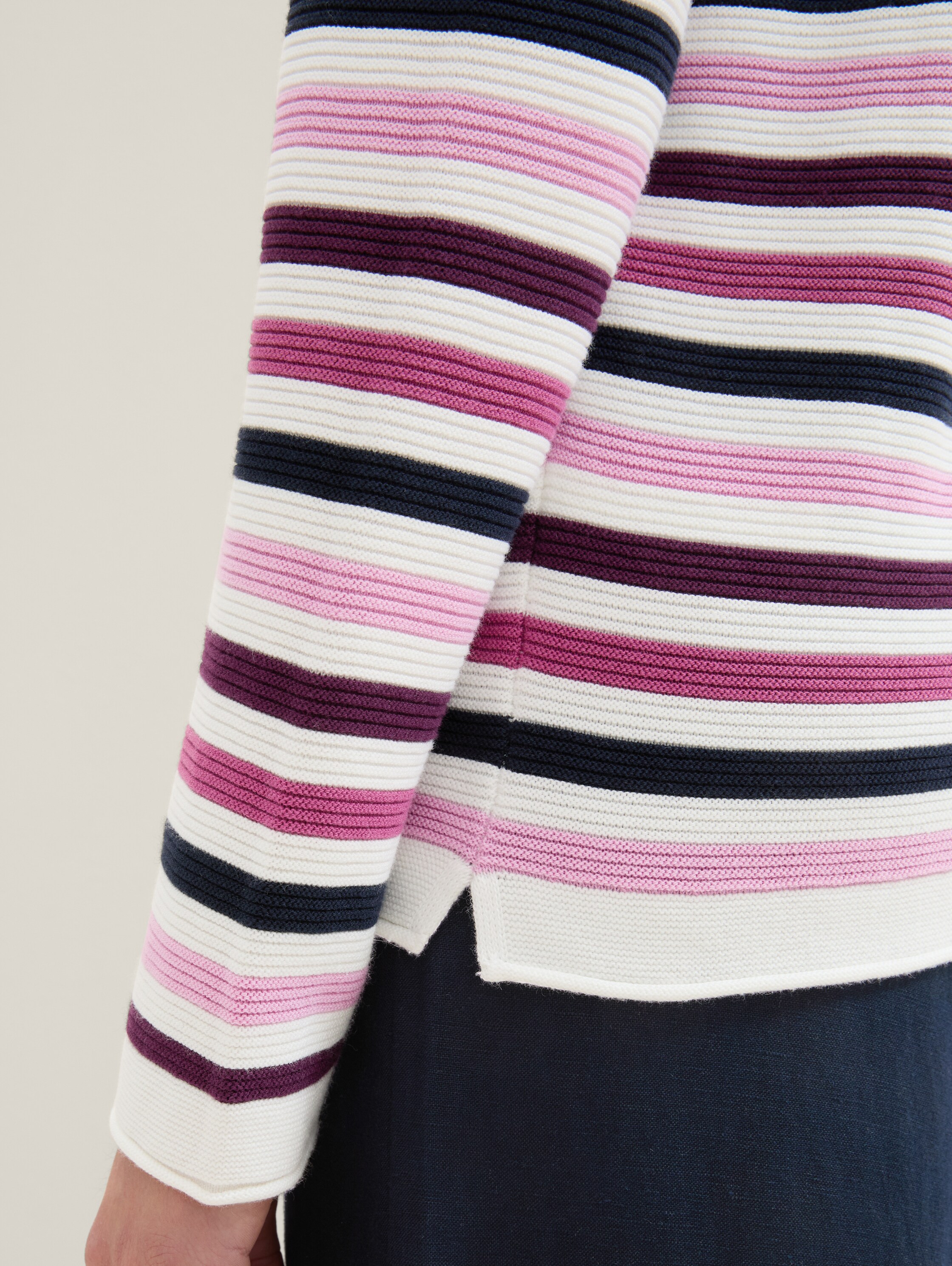 Gebreide trui van biologisch katoen - berry_knit_stripe_design - 
