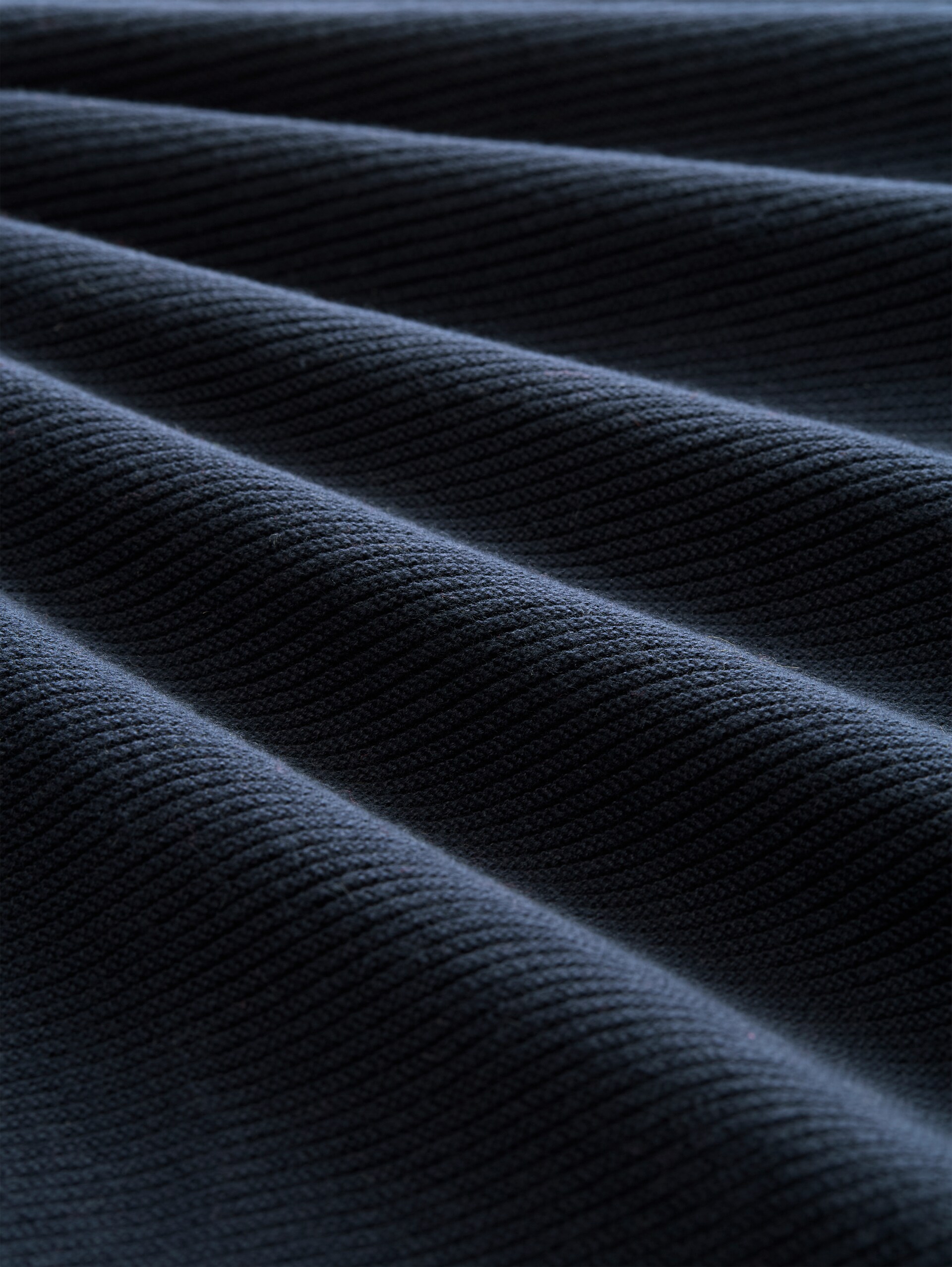 Strickpullover aus Baumwolle - midnight navy blue - Material-Ansicht