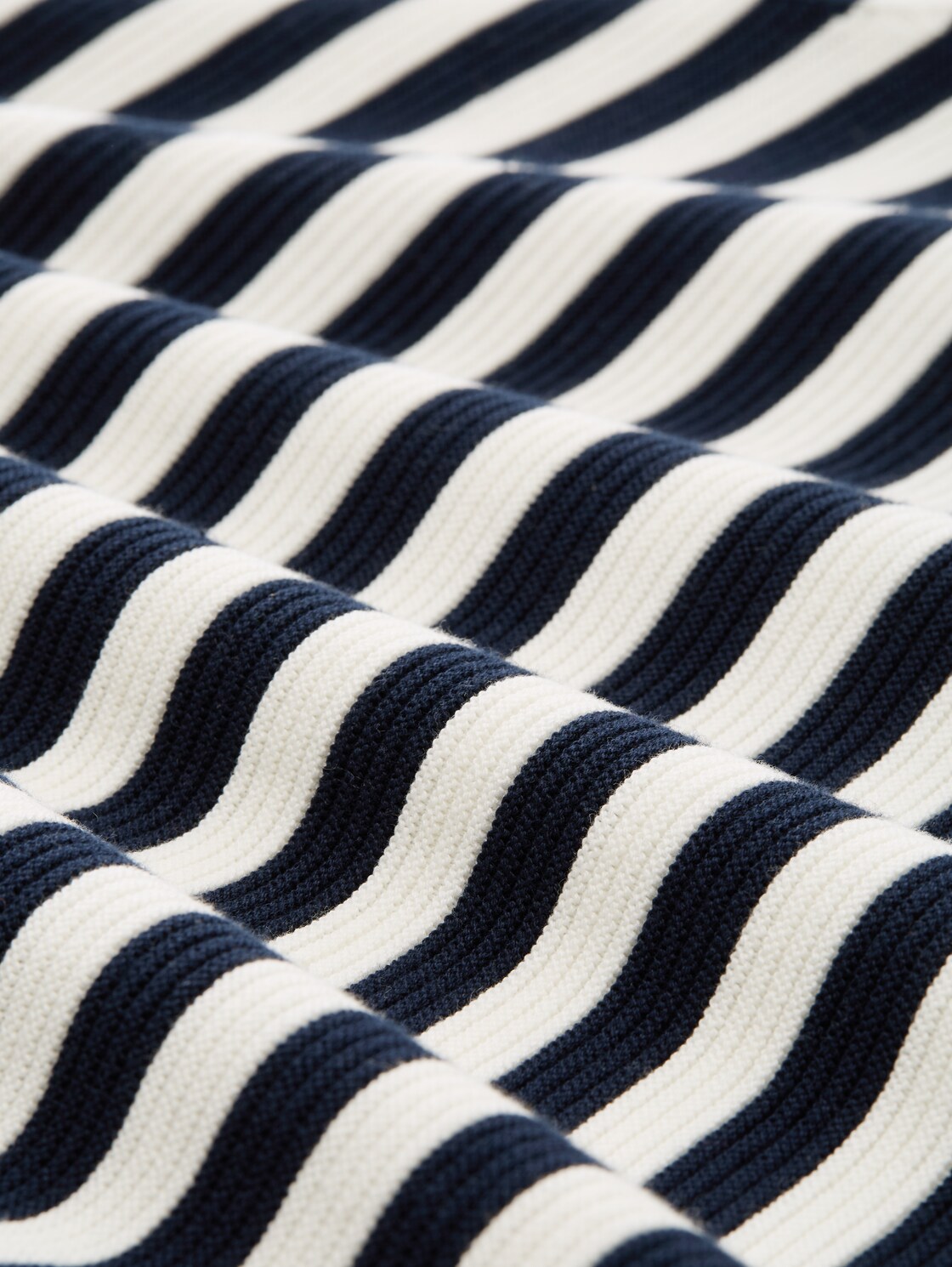 Strickpullover aus Baumwolle - dark navy white stripe - Material-Ansicht