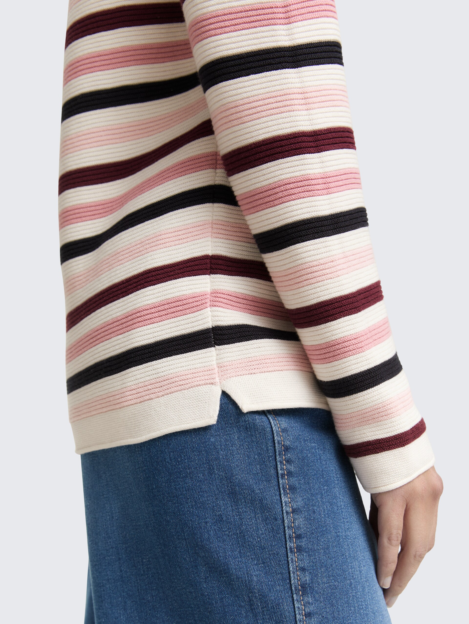 Strickpullover aus Baumwolle - rose ottoman knit - Detail-Model-Ansicht