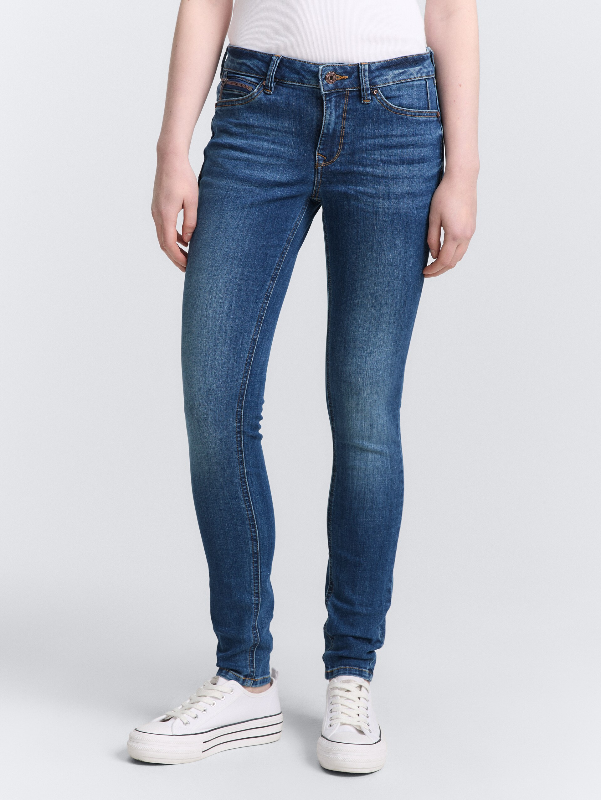 TTJONA EXTRA SKINNY jeans - Clean Mid Stone Blue Denim - Nek model vooraanzicht