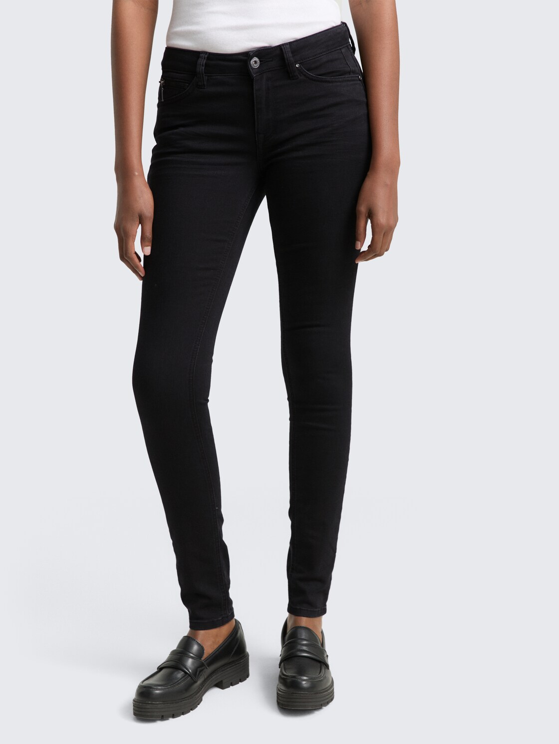 TTJONA EXTRA SKINNY Jeans - clean dark stone black denim - Ausschnitt Model-Vorderansicht