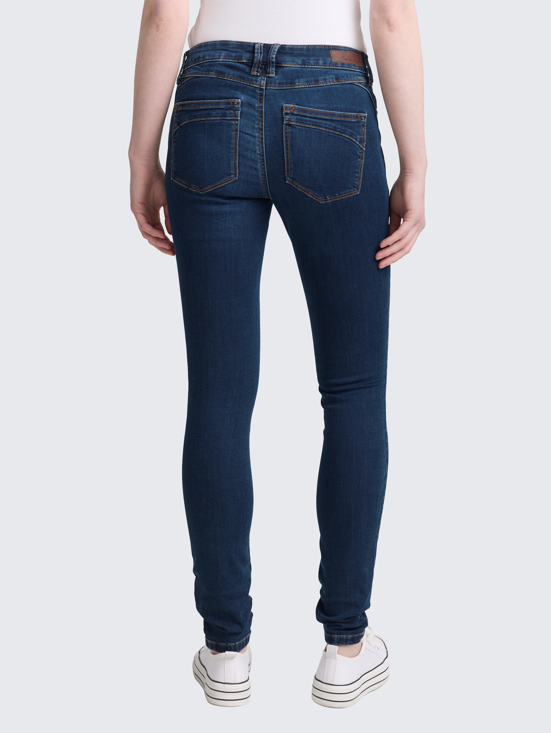 TTJONA EXTRA SKINNY Jeans - dark stone wash denim - Auschnitt Model-Rückansicht