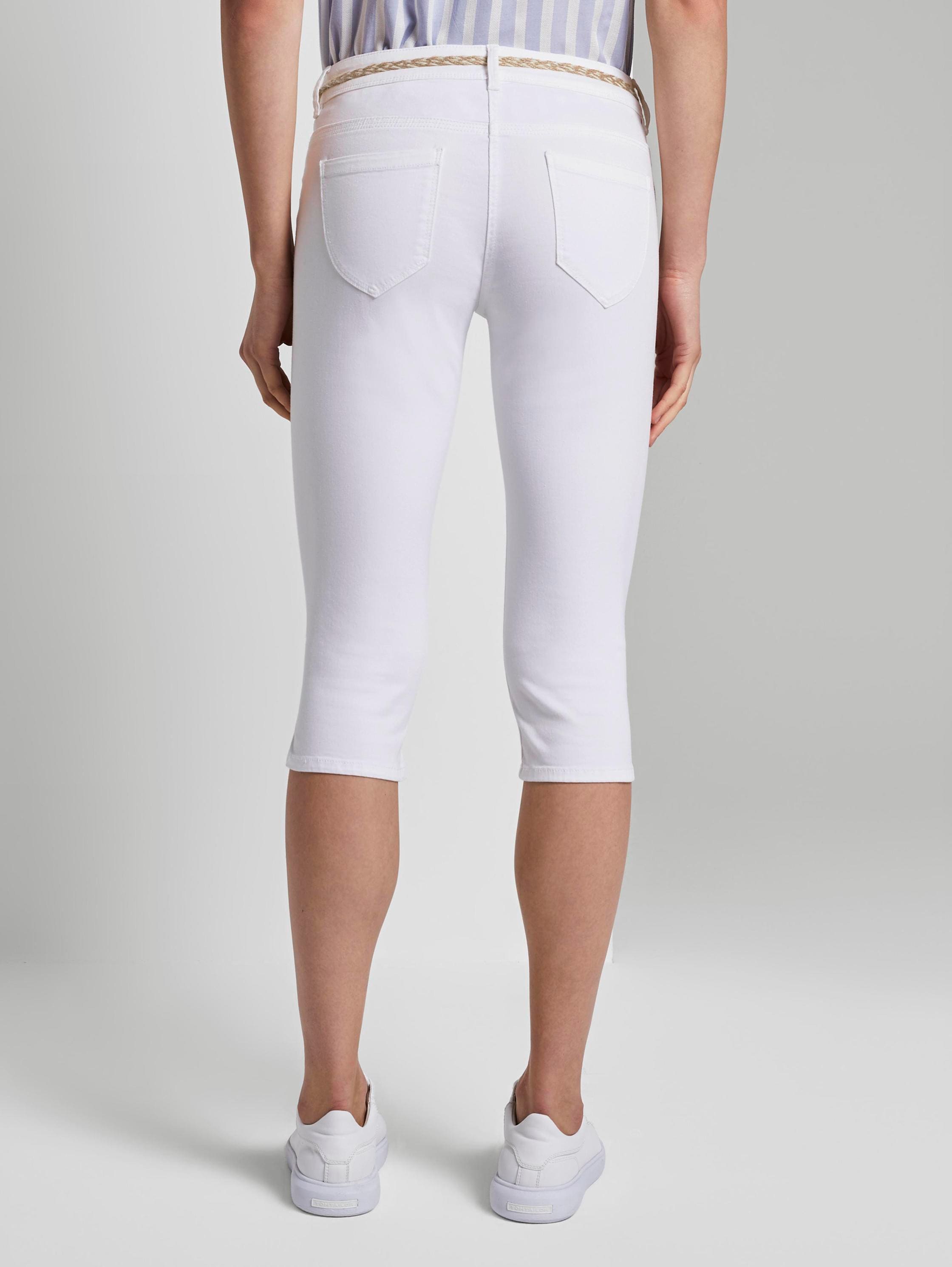 Alexa Slim Caprihose aus Lyocellgemisch - White - Auschnitt Model-Rückansicht