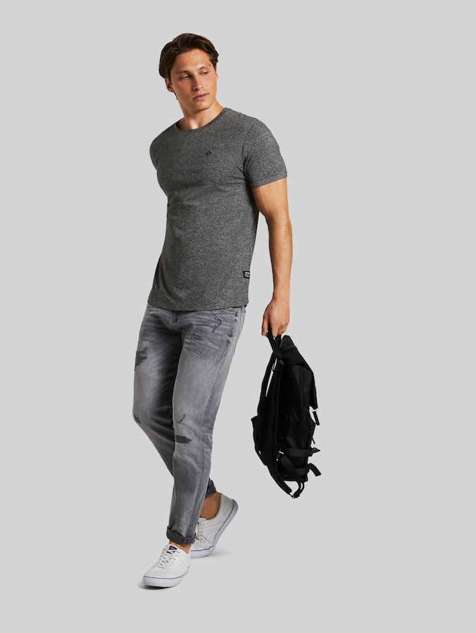 Strukturiertes T-Shirt von Denim Male, Black Non-Solid