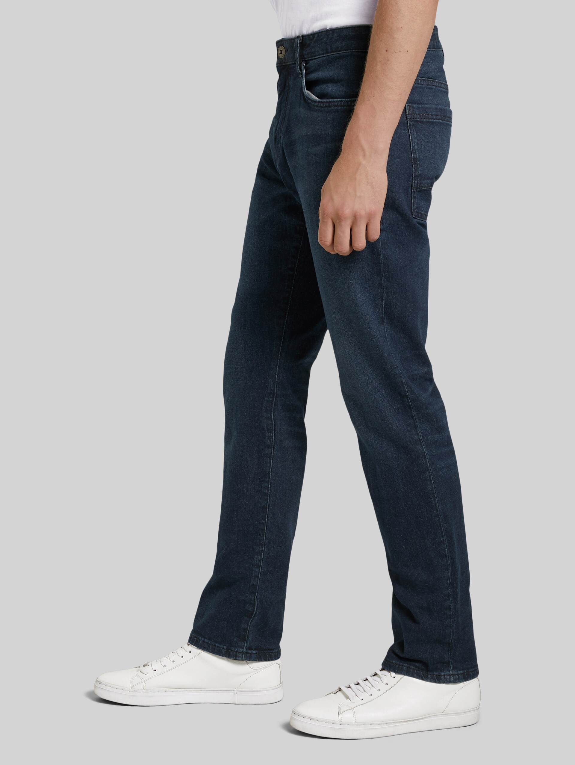 Marvin Straight Jeans - Blue Rinse Denim