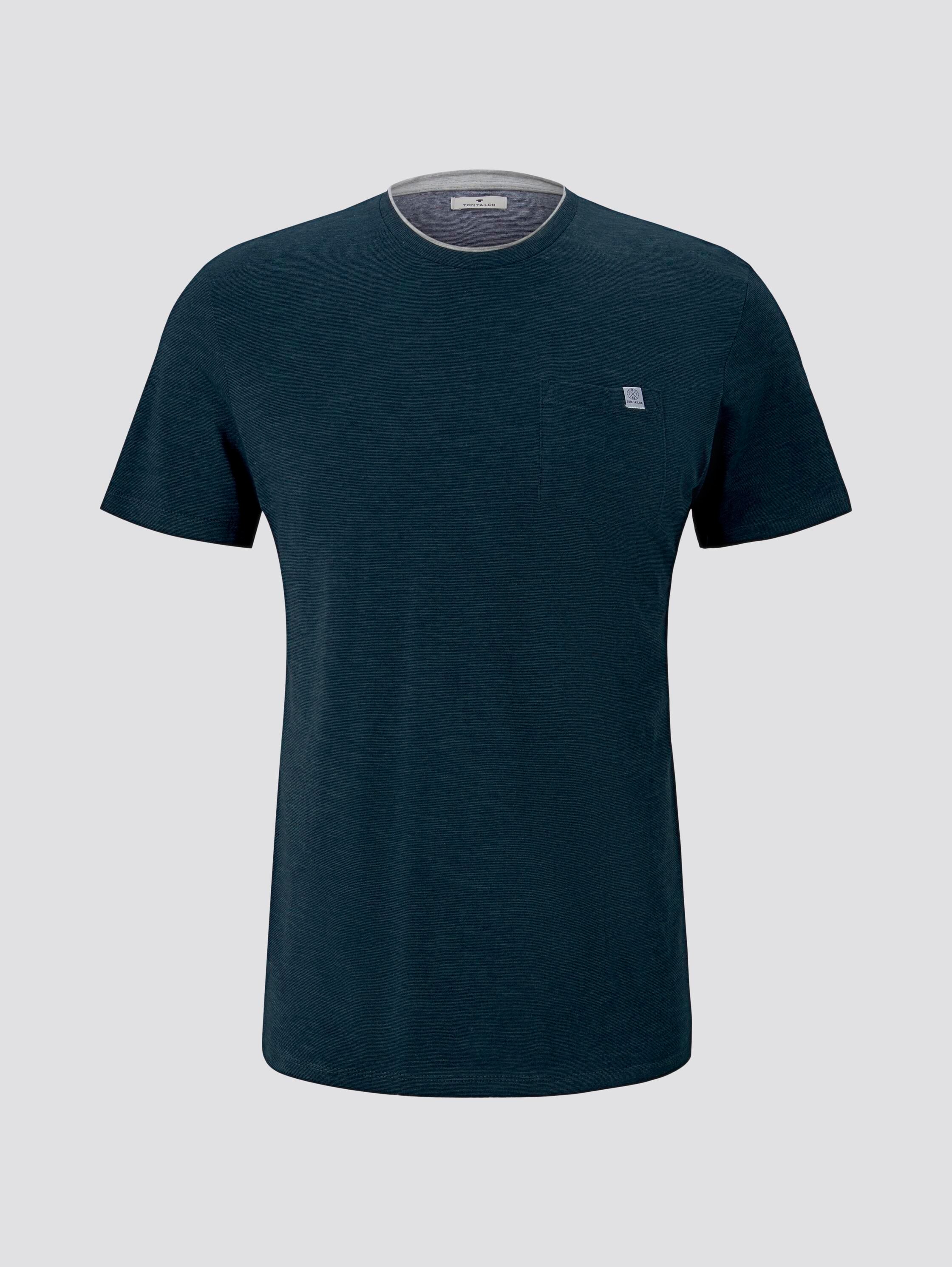 Fein gemustertes T-Shirt mit Brusttasche - 5