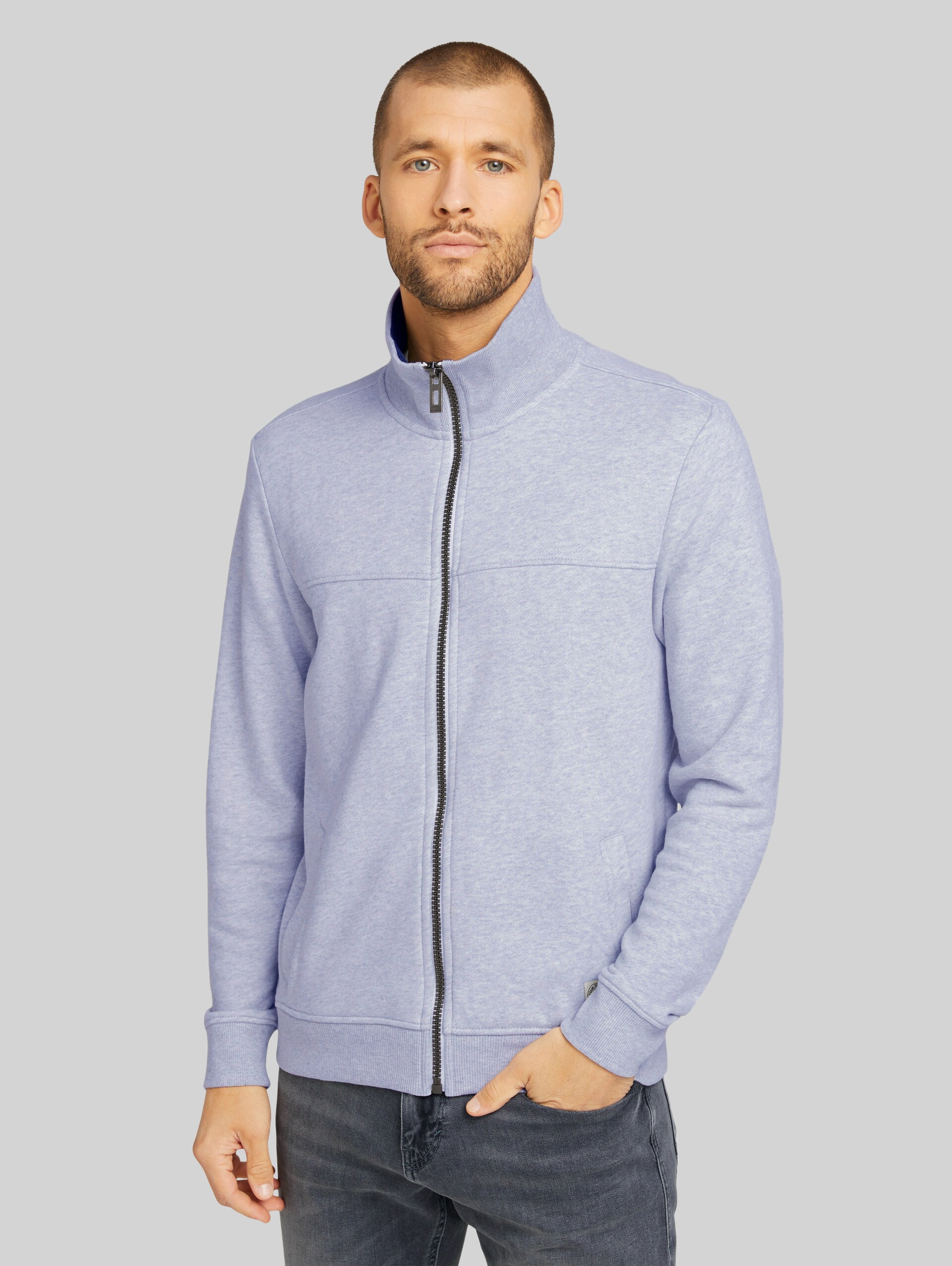 Sweatjack met opstaande kraag - Light Stone Grey Melange - Nek model vooraanzicht