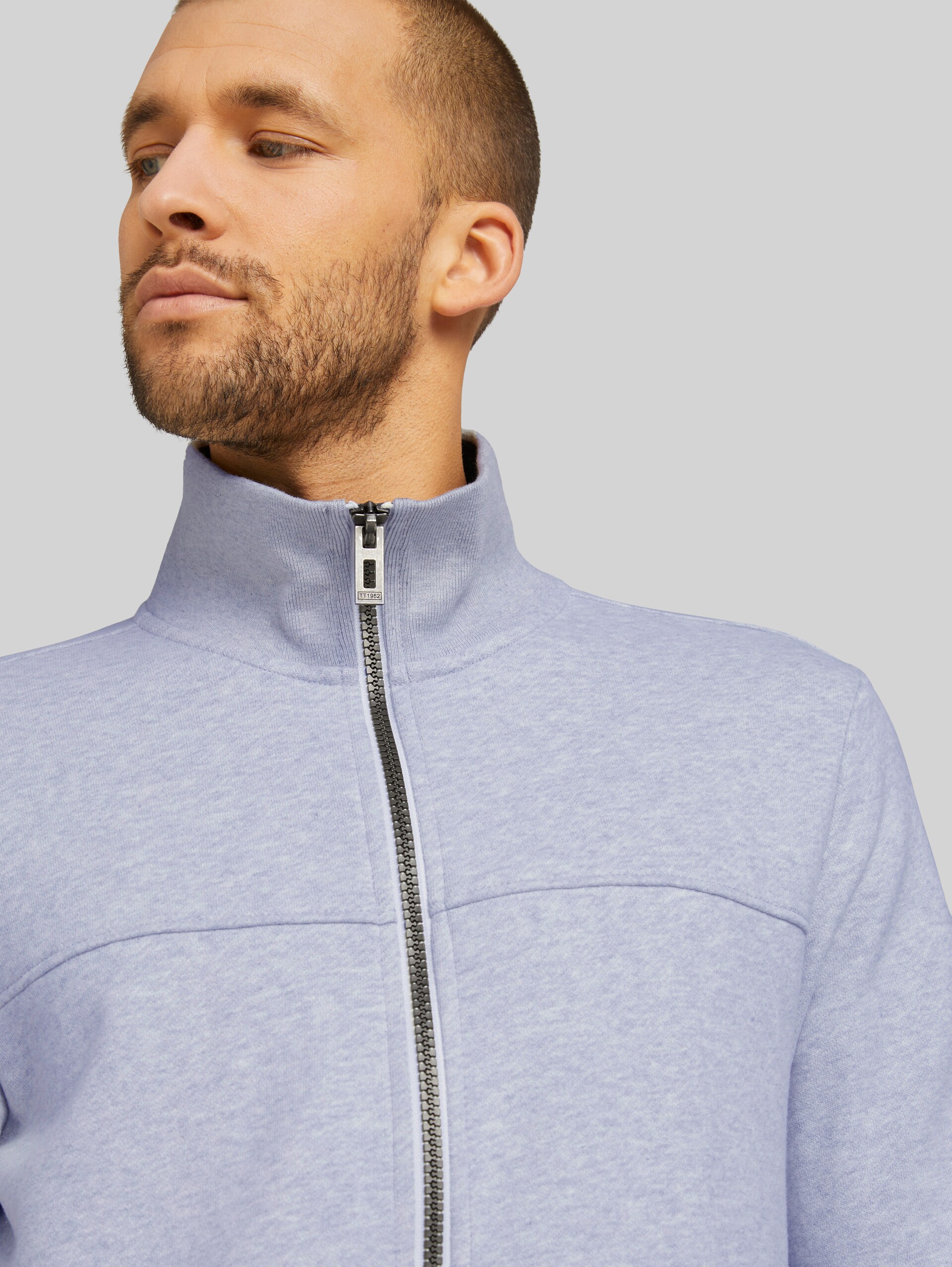 Sweatjack met opstaande kraag - Light Stone Grey Melange - Detailaanzicht model