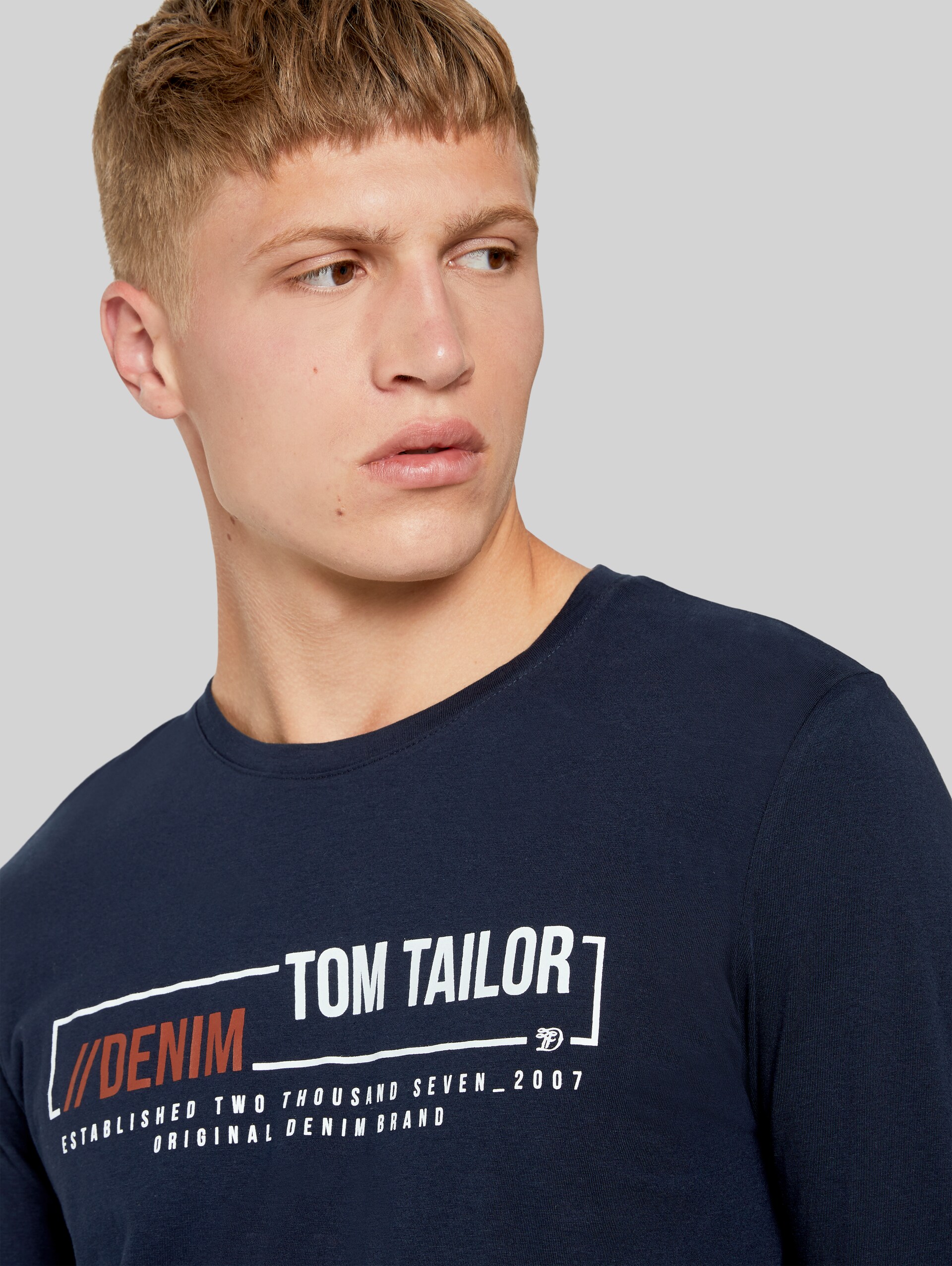 T-shirt à rayures avec teneur en coton biologique - sky captain blue - Vue détaillée du modèle