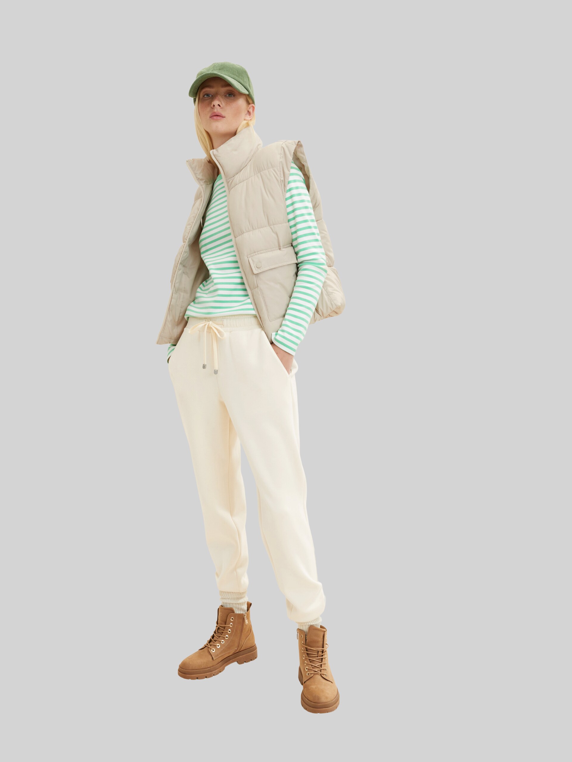 Shirt met lange mouwen en streepmotief - white green stripe - Model vooraanzicht
