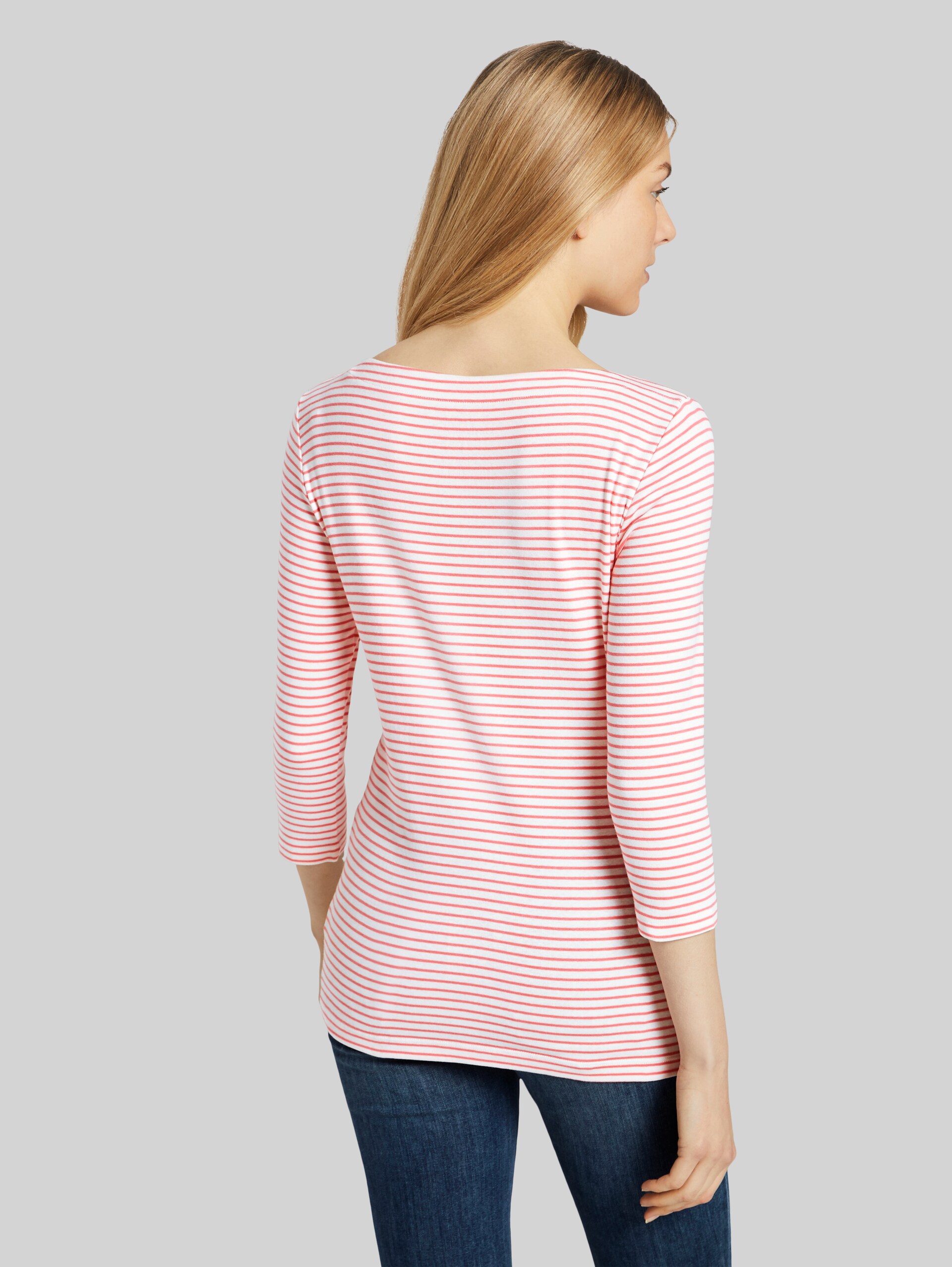 Striped shirt with small embroidery - white peach small stripe - Neckline model-back view